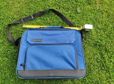 Cabin Business Bag with front zipped document section, central section for overnight clothes storage and section for laptop etc. All zipped sections with top handle and shoulder strap
