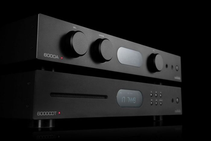 Audiophile Quality Audiolab 6000A integrated amplifier ESS Sabre ES9018K2M chipset 24-bit / 192kHz pristine Boxed