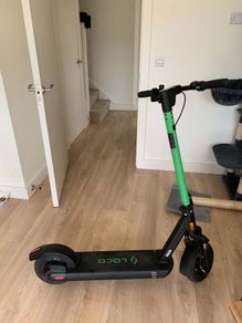 Loco Motion Pro E-Scooter - Hardly Used