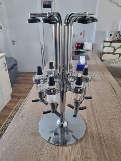 drinks dispenser
