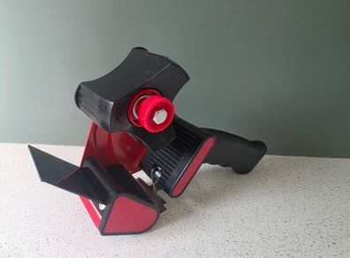 Tape Dispenser