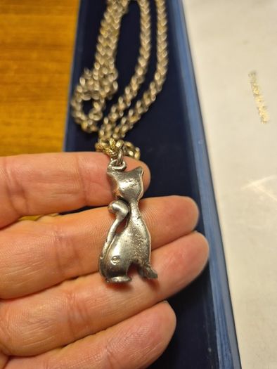 Vintage Stamped Sterling Silver Heavy Elaborate Chain and Cat Pendant