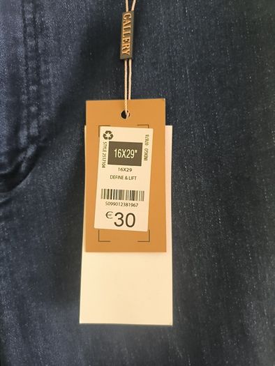 Dunnes Stores Gallery Brand New Jeans