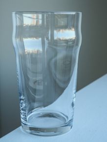 Pint glass
