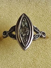 Vintage 9ct gold ring