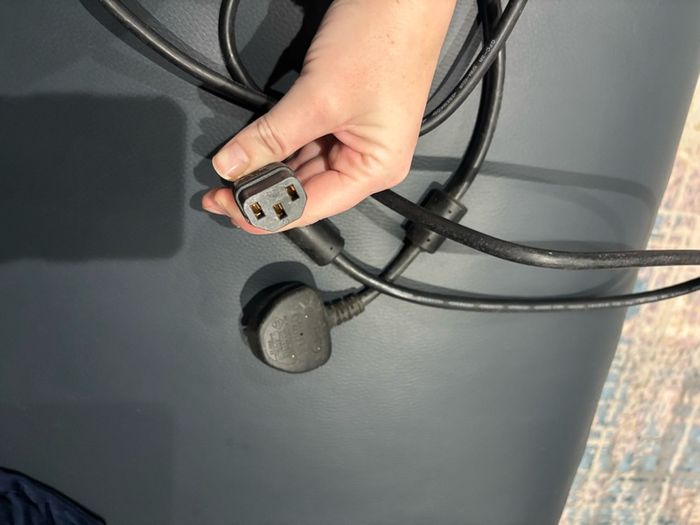 3 Prong IEC C13 power cable connector
