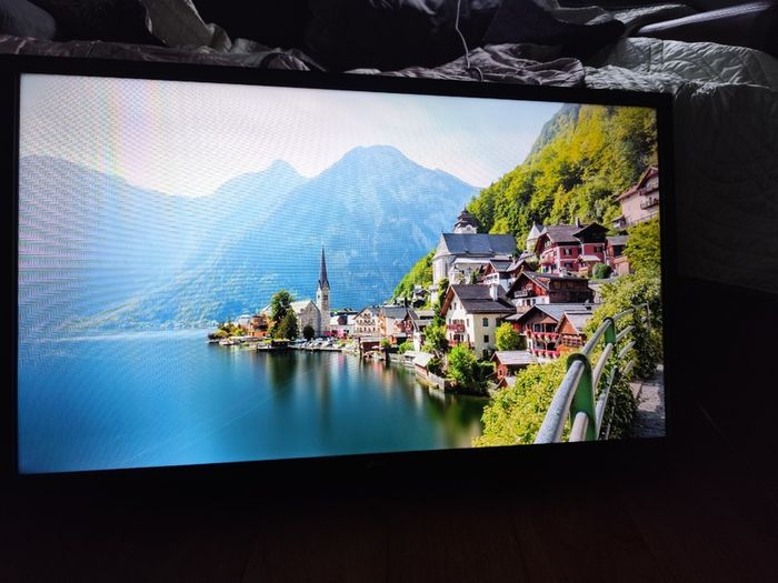 LG smart tv 32"