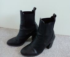 Ladies Boots