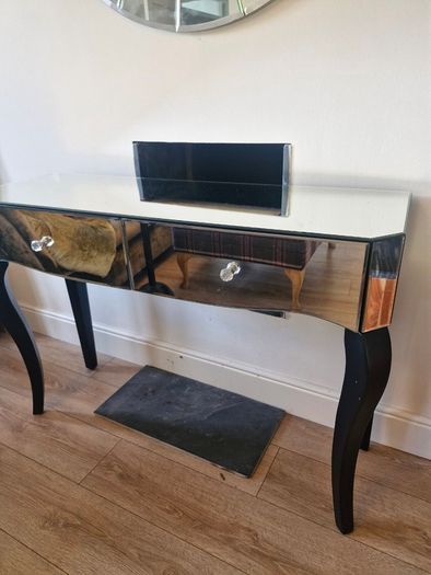 Console table
