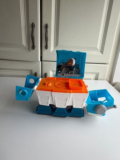 Fisher Price Octonauts GUP-I Transforming Polar Vehicle Kwazii Penguin Rare Discontinued