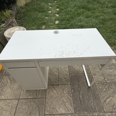 Desk - Free