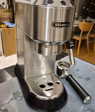 Delonghi Dedica Coffee Machine