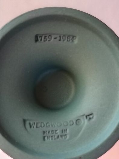 Vintage Wedgwood Miniature Green Grecian Urn