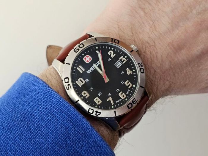 Vintage Swiss Made Wenger Swiss Army Quartz watch
