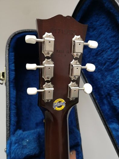 Gibson J-45