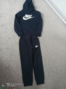 Nike boy's tracksuit age 5/6