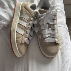 ladies trainers (campus)