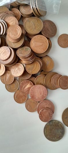 Ireland coins 366 in total Pre decimal and Decimal Read description Registered post included