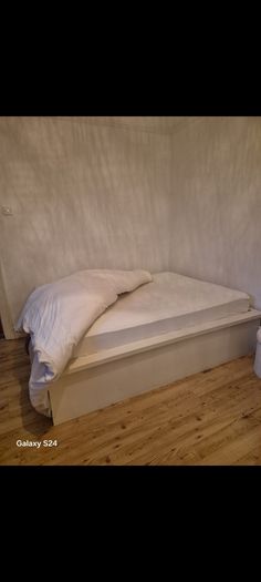 bed platform