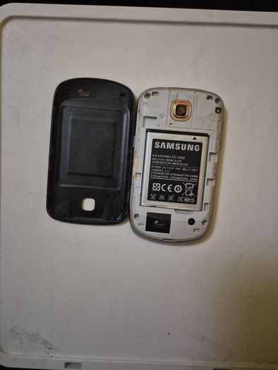 Vintage Job Lot / Retro Phone Bundle