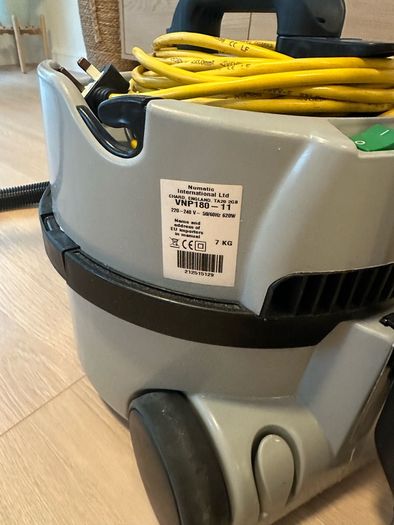 vacuum cleaner