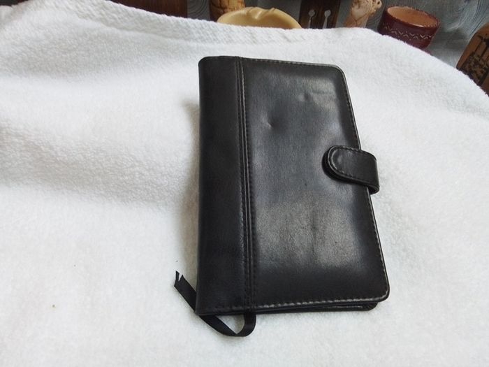 Another Four Good Wallets