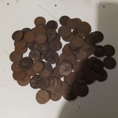 100 UK Pennies.