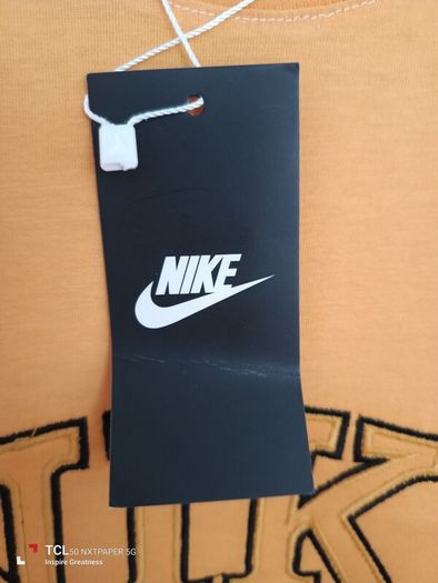 New.boy's NIKE t-shirt. size S/M