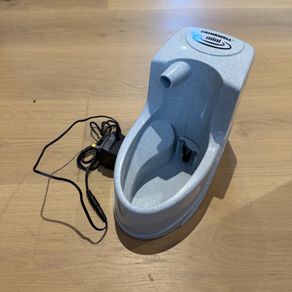 Pet Water Fountain Drinkwell Mini