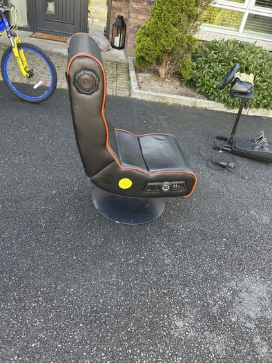 gaming chair