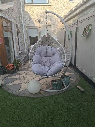 Egg Chair with cushion