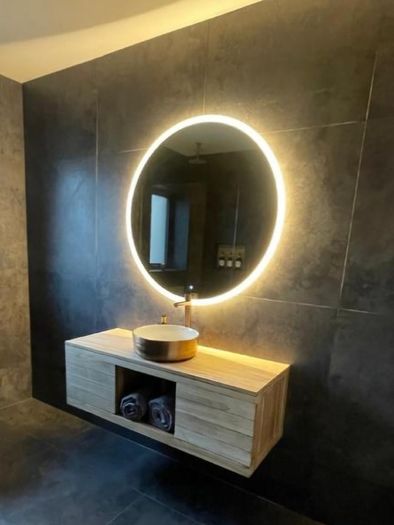 LED Mirrors Ensuite Many Sizes and Shapes Bathroom Bedroom Bluetooth Speakers Demister Antifog Fog Free Makeup Dual LED Bright Light Adjustable Brightness Touch Sensor