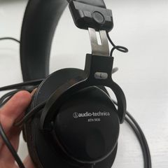 Audio Technica Ath-M30 Headphones.