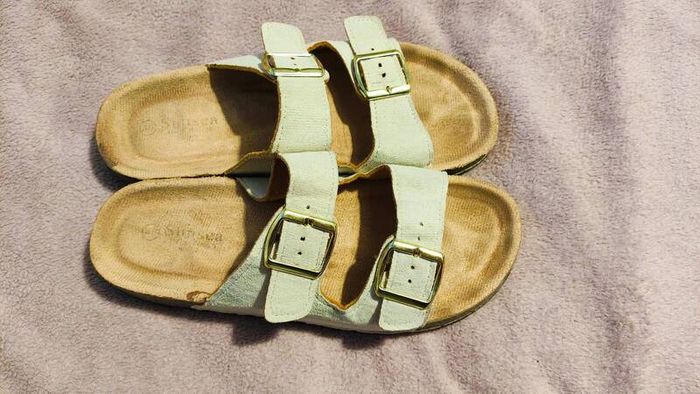 White and cream leather sandals with gold buckles size 40