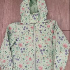 Light raincoat for 6-7 years old girl
