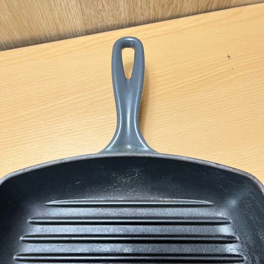 Le Creuset Signature Griddle Skillet Frying Pan 26 Grey Cast Iron