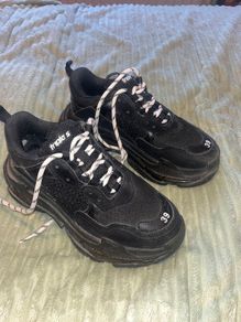 Balenciaga Triple S black