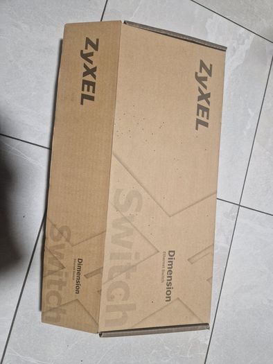 Zyxel ES-1528