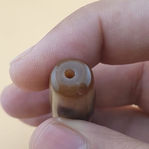 Vintage Himalayan Tibetan Zigzag Pattern Agate Bead Amulet