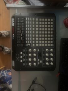 Akai APC40 Ableton Controller (Shipping Incl)