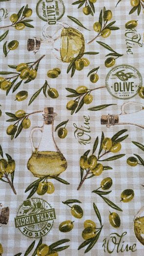 Table runner /Tablecloth ( any size), Placemats/ Cushions /Aprons