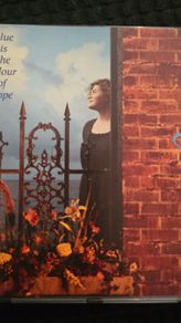 Maura O'Connoll - Blue Is The Colour Of Hope.