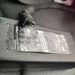 HP laptop charger 12v 2500mA