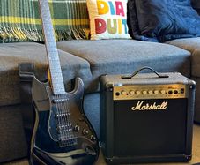 Marshall Rocket Special Guitar and Amp kit