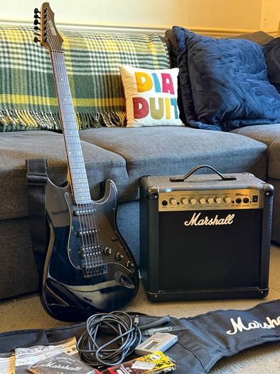 Marshall Rocket Special Guitar and Amp kit