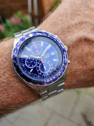 Watch Seiko Chronograph Pilot.