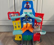 Spidey and his Amazing Friends - Spidey city