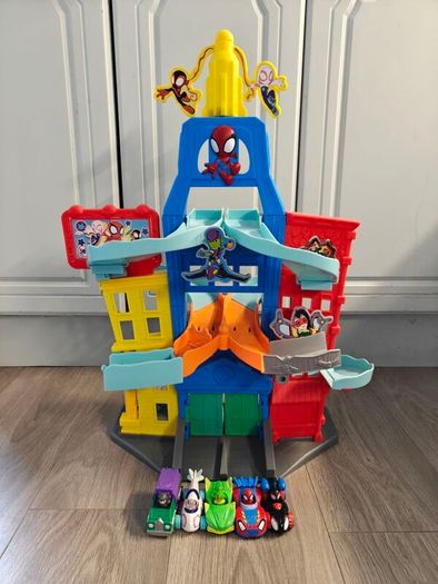Spidey and his Amazing Friends - Spidey city