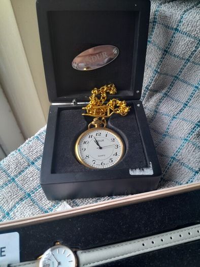 lot of jewellery