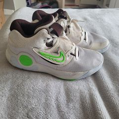 Nike basketball shoes size 41